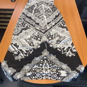 Women’s dress! Amazing pattern!